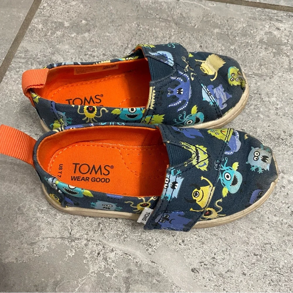 TOMs Toddler Size 7 Monster Slip On Velcro Shoes